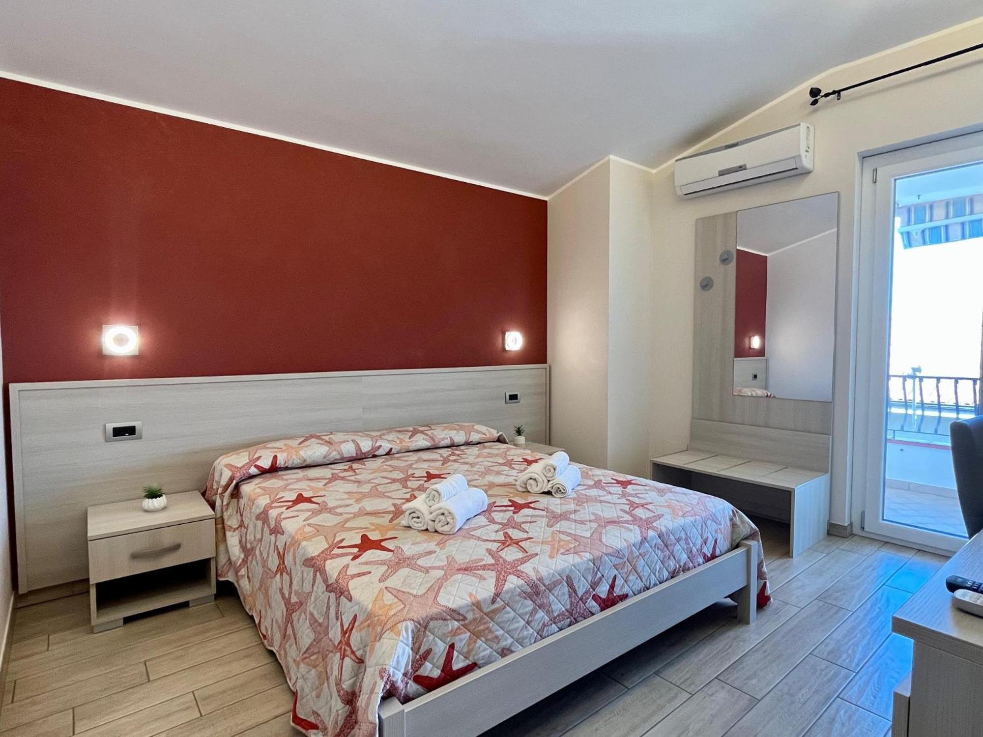 B&B Galatea Санта-Доменіка Екстер'єр фото